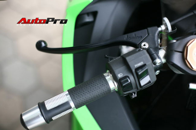 Cảm nhận độ 'chất' của 'ngựa sắt khủng' Kawasaki ZX-10R ảnh 2