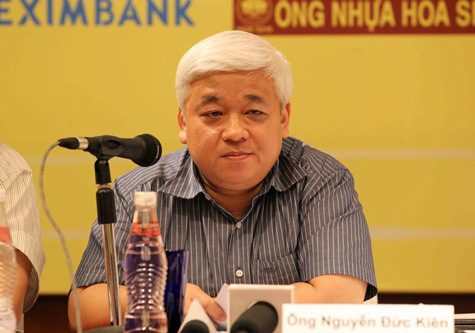 Bầu Kiên và VPF bất ngờ chiến thắng trong vụ tranh chấp bản quyền mà không tốn một xu. Ảnh: Quang Minh