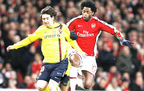 Alex Song sang Barca chỉ để dự bị. Alex Song sang Barca chỉ để dự bị.