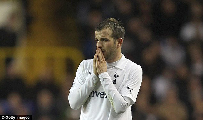 Sự âu lo của Van der Vaart.
