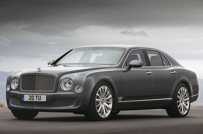 Vẻ đẹp huyền bí của 2013 Bentley Mulsanne Mulliner Driving Specification.