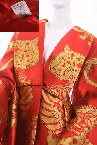 Cái váy hơn nửa tỉ đồng của Đại sứ du lịch Lý Nhã Kỳ.