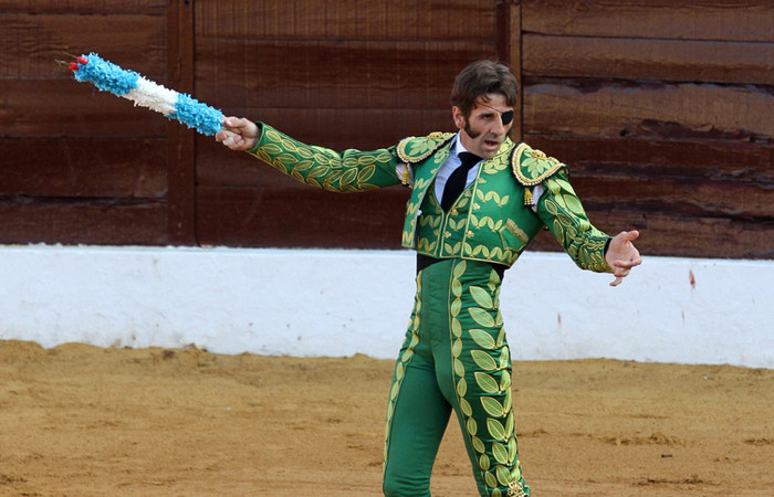 Võ sĩ đấu bò người Tây Ban Nha trở lại hôm 4/3/2012 tại sân đấu ở Olivenza.