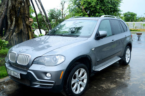 Chiếc BMW X5 của vợ chồng Kiwi mới tậu.