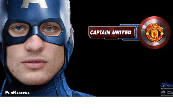 Vidic là “Captain Old Trafford”. Vidic là “Captain Old Trafford”.
