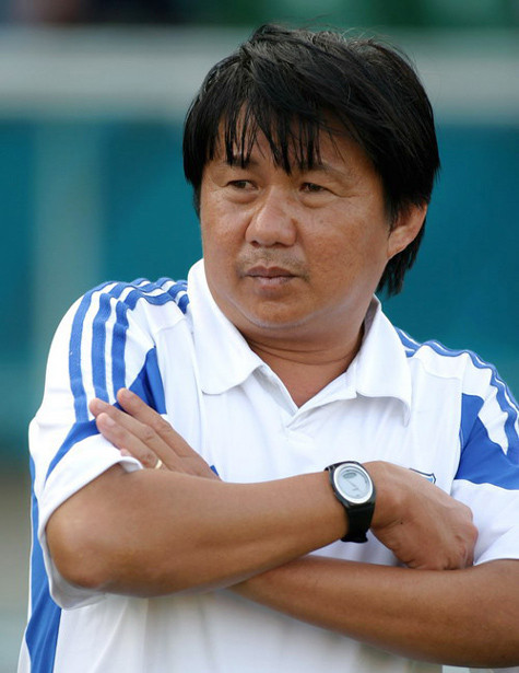 HLV Đặng Trần Chỉnh lần thứ 3 mất việc. HLV Đặng Trần Chỉnh lần thứ 3 mất việc.