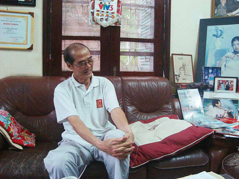 BLV Huy Hùng kể về những vất vả, gian truân của nghề bình luận.