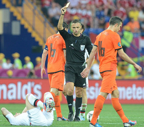 Cả hai tác giả Lê Thống Nhất và Tú Anh đều dự đoán Hà Lan hòa Đức. Cả hai tác giả Lê Thống Nhất và Tú Anh đều dự đoán Hà Lan hòa Đức.