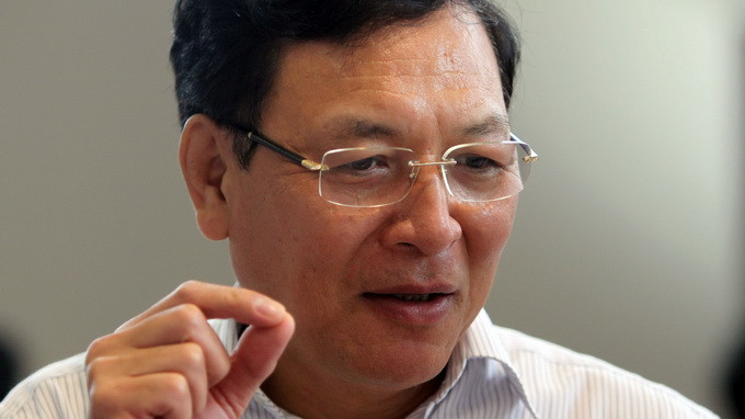 Bộ trưởng Phạm Vũ Luận phủ nhận con số 34 nghìn tỷ đồng, nhưng chưa đưa ra được con số cụ thể để đổi mới chương trình - SGK. Bộ trưởng Phạm Vũ Luận phủ nhận con số 34 nghìn tỷ đồng, nhưng chưa đưa ra được con số cụ thể để đổi mới chương trình - SGK.