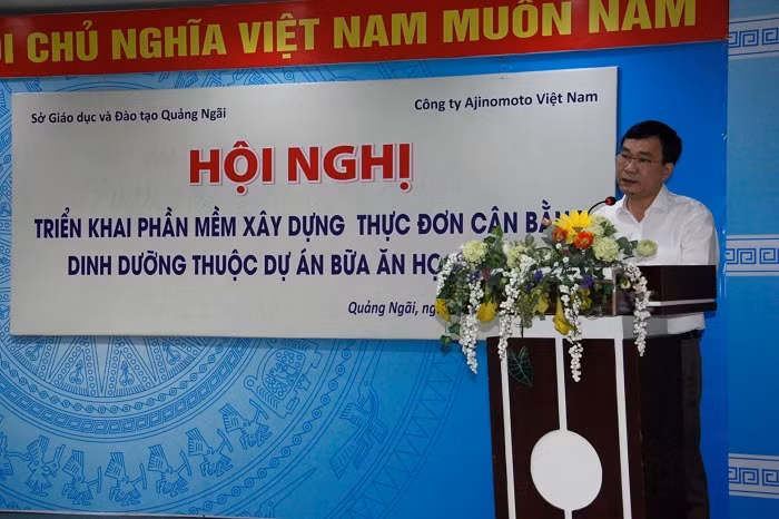 Tiến sĩ Ngũ Duy Anh, Vụ trưởng vụ Giáo dục thể chất - Bộ Giáo dục đào tạo tham dự và trực tiếp chỉ đạo Hội nghị. Tiến sĩ Ngũ Duy Anh, Vụ trưởng vụ Giáo dục thể chất - Bộ Giáo dục đào tạo tham dự và trực tiếp chỉ đạo Hội nghị.