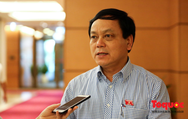 Đại biểu quốc hội Hoàng Đức Thắng: "Phó Thủ tướng trả lời có tính thuyết phục". Đại biểu quốc hội Hoàng Đức Thắng: "Phó Thủ tướng trả lời có tính thuyết phục".