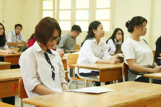 Đừng để con phải cô đơn khi trượt đại học ảnh 2 Đừng để con phải cô đơn khi trượt đại học ảnh 2