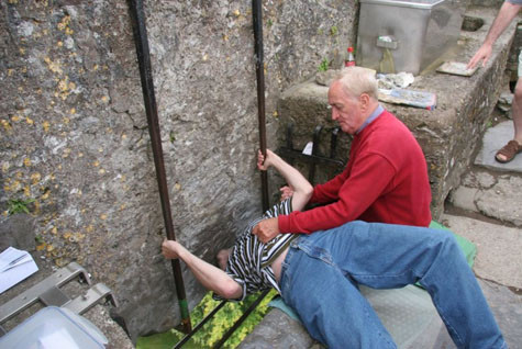 Có rất nhiều vị lãnh đạo quốc gia trên thế giới đến hôn lên Blarney Stone