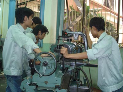 Nhiều trường Cao đẳng và trung cấp nghề đang bị 'ế ẩm' Nhiều trường Cao đẳng và trung cấp nghề đang bị 'ế ẩm'