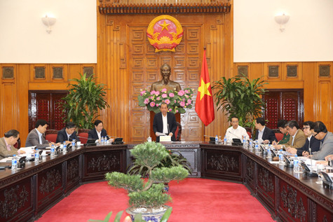 Phó Thủ tướng Trương Hòa Bình: "Tiếp tục loại bỏ các thủ tục rườm rà, gây phiền hà cho người dân và doanh nghiệp; tăng cường kiểm tra, thanh tra công vụ". ảnh: vgp. Phó Thủ tướng Trương Hòa Bình: "Tiếp tục loại bỏ các thủ tục rườm rà, gây phiền hà cho người dân và doanh nghiệp; tăng cường kiểm tra, thanh tra công vụ". ảnh: vgp.
