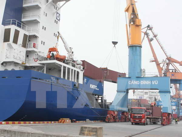 Phát triển cảng biển là thế mạnh của Hải Phòng. ảnh: TTXVN. Phát triển cảng biển là thế mạnh của Hải Phòng. ảnh: TTXVN.