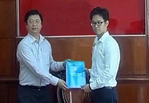 Việc bổ nhiệm ông Vũ Minh Hoàng làm Phó vụ trưởng Vụ kinh tế Ban Chỉ đạo Tây Nam Bộ đang gây xôn xao dư luận. (Ảnh: Báo Đất Việt) Việc bổ nhiệm ông Vũ Minh Hoàng làm Phó vụ trưởng Vụ kinh tế Ban Chỉ đạo Tây Nam Bộ đang gây xôn xao dư luận. (Ảnh: Báo Đất Việt)