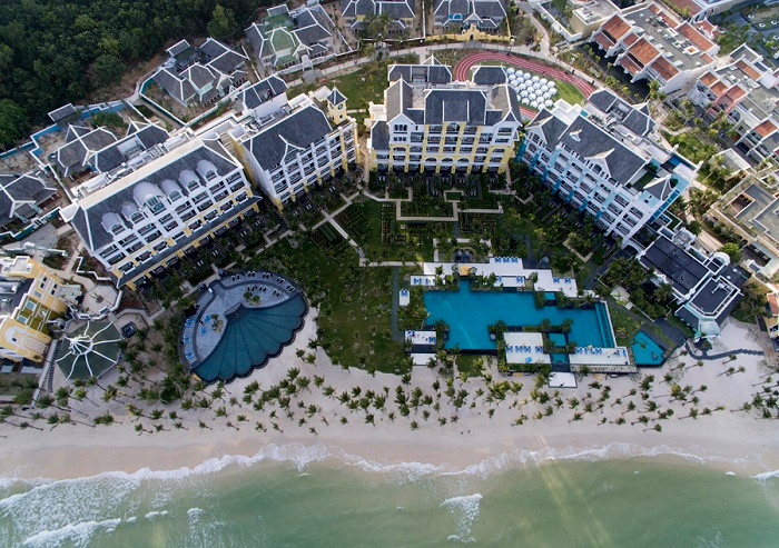 Toàn cảnh Khu nghỉ dưỡng tiêu chuẩn 5 sao++ JW Marriott Phu Quoc Emerald Bay. Toàn cảnh Khu nghỉ dưỡng tiêu chuẩn 5 sao++ JW Marriott Phu Quoc Emerald Bay.