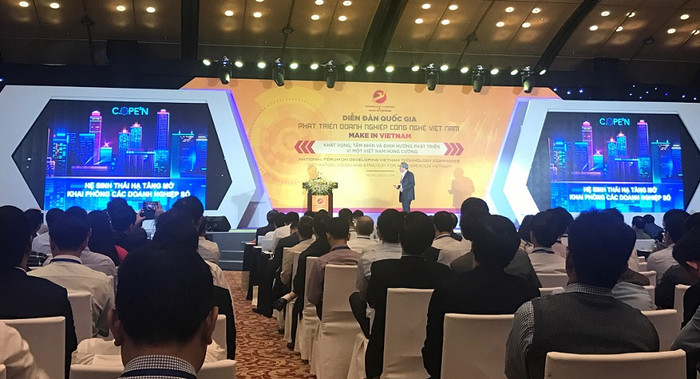 Diễn đàn thu hút sự quan tâm của nhiều diễn giả trong nước và quốc tế cùng hàng trăm doanh nghiệp trong lĩnh vực công nghệ. ảnh: NQ. Diễn đàn thu hút sự quan tâm của nhiều diễn giả trong nước và quốc tế cùng hàng trăm doanh nghiệp trong lĩnh vực công nghệ. ảnh: NQ.
