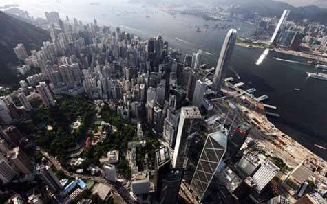 7. Tiếng Quảng Đông Chủ yếu người nói tiếng Quảng Đông ở Anh quốc đều đến từ Hong Kong. Nhưng tiếng Quảng Đông lại được sử dụng rộng rãi trên thế với với gần 70 triệu người bản địa.