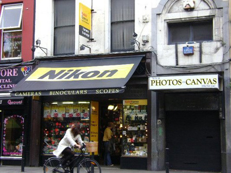 Camera Exchange: cung cấp những máy ảnh tốt nhất và uy tín nhất. Nhân viên thân thiện và nhiều kinh nghiệm, hỗ trợ tối đa bất kỳ các vấn đề có liên quan đến sản phẩm ngay cả khi bạn không mua sản phẩm đó tại đây. Camera Exchange: cung cấp những máy ảnh tốt nhất và uy tín nhất. Nhân viên thân thiện và nhiều kinh nghiệm, hỗ trợ tối đa bất kỳ các vấn đề có liên quan đến sản phẩm ngay cả khi bạn không mua sản phẩm đó tại đây.