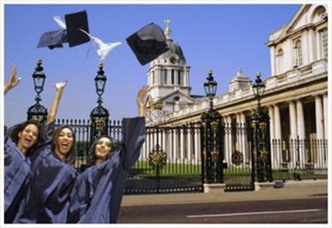 Qua những gì đã tìm hiểu chúng ta hoàn toàn có thể khẳng định rằng du học Anh không hề đắt đỏ như nhiều người vẫn nghĩ. Nếu chịu khó lượn vài vòng quanh thành phố, lên các trang web tìm kiếm cộng thêm học hỏi kinh nghiệm từ các cựu học sinh thì các bạn đều có thể dễ dàng tìm được một cách thức sinh hoạt phù hợp hay công việc làm thêm hợp lý để tiết kiệm chi phi sinh hoạt hàng ngày. Hãy nhớ rằng luôn có nhiều lựa chọn phù hợp với mức chi tiêu của bạn. Và quan trọng hơn, đừng để những băn khoăn về chi phí ngăn cản bạn trên con đường đến với một nền giáo dục tiên tiến, chuyên nghiệp hàng đầu thế giới như vương quốc Anh. >> Tham gia cuộc thi tìm hiểu Ireland để nhận giải thưởng lớn Qua những gì đã tìm hiểu chúng ta hoàn toàn có thể khẳng định rằng du học Anh không hề đắt đỏ như nhiều người vẫn nghĩ. Nếu chịu khó lượn vài vòng quanh thành phố, lên các trang web tìm kiếm cộng thêm học hỏi kinh nghiệm từ các cựu học sinh thì các bạn đều có thể dễ dàng tìm được một cách thức sinh hoạt phù hợp hay công việc làm thêm hợp lý để tiết kiệm chi phi sinh hoạt hàng ngày. Hãy nhớ rằng luôn có nhiều lựa chọn phù hợp với mức chi tiêu của bạn. Và quan trọng hơn, đừng để những băn khoăn về chi phí ngăn cản bạn trên con đường đến với một nền giáo dục tiên tiến, chuyên nghiệp hàng đầu thế giới như vương quốc Anh. >> Tham gia cuộc thi tìm hiểu Ireland để nhận giải thưởng lớn