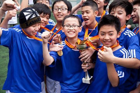 Những chàng trai vô địch trường Việt Úc Hà Nội