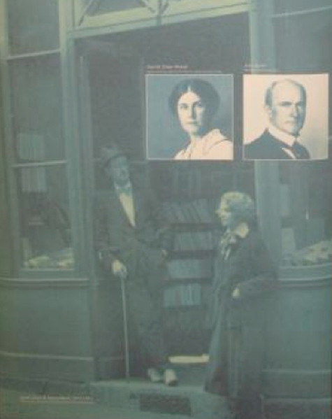 James Joyce và Sylvia Beech tại Paris 1921 James Joyce và Sylvia Beech tại Paris 1921