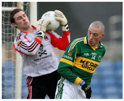 Tại UCC, các môn bóng đá và thể thao ngoài trời được ưa thích Tại UCC, các môn bóng đá và thể thao ngoài trời được ưa thích