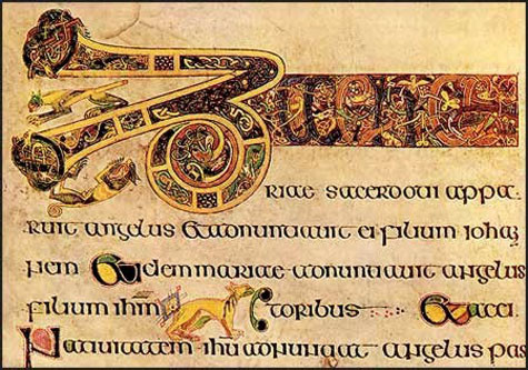 Đến giữa thế kỉ 16, người Anh đặt ách thống trị cả về chính trị và tôn giáo lên Ireland. Nhà thờ Công giáo quyết định chuyển cuốn sách ra nước ngoài. Sau 100 năm, cuốn sách được chuyển về trường Đại học Trinity ở Dublin, thủ đô Ireland ngày nay. Phải đến thế kỉ 19, công chúng mới được phép chiêm ngưỡng một phần của cuốn sách. >> Tham gia cuộc thi tìm hiểu Ireland để nhận giải thưởng lớn Đến giữa thế kỉ 16, người Anh đặt ách thống trị cả về chính trị và tôn giáo lên Ireland. Nhà thờ Công giáo quyết định chuyển cuốn sách ra nước ngoài. Sau 100 năm, cuốn sách được chuyển về trường Đại học Trinity ở Dublin, thủ đô Ireland ngày nay. Phải đến thế kỉ 19, công chúng mới được phép chiêm ngưỡng một phần của cuốn sách. >> Tham gia cuộc thi tìm hiểu Ireland để nhận giải thưởng lớn