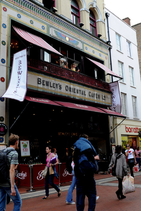 Quán Bewleys Coffee trên phố Craffton Quán Bewleys Coffee trên phố Craffton