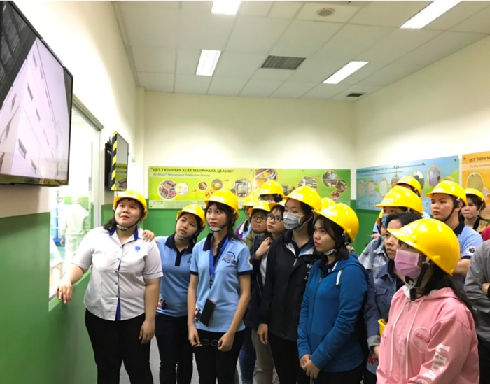 Sinh viên Trường Đại học Nông Lâm (Đại học Huế) trong tiết thực hành. Ảnh nhà trường cung cấp. Sinh viên Trường Đại học Nông Lâm (Đại học Huế) trong tiết thực hành. Ảnh nhà trường cung cấp.