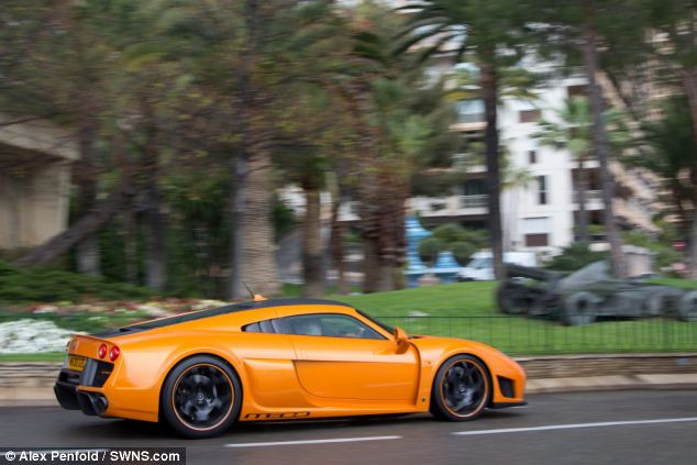 Noble M600