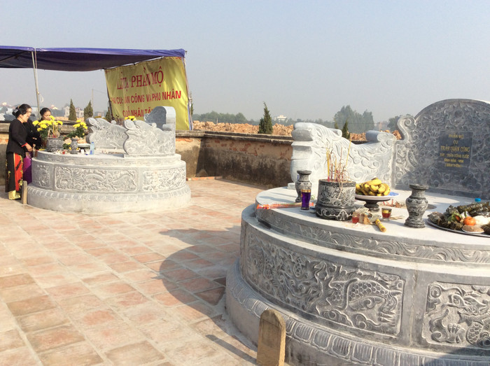 Hình ảnh lăng mộ sau khi được trùng tu. Hình ảnh lăng mộ sau khi được trùng tu.