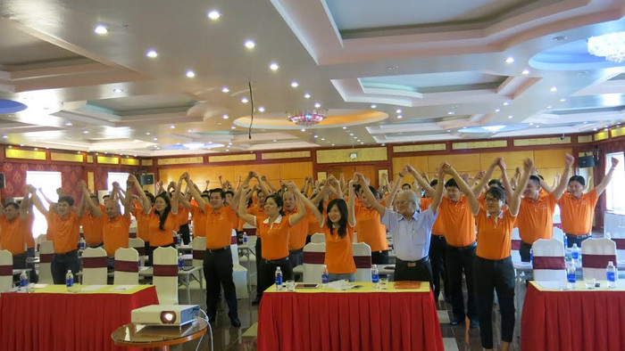 Ban Lãnh đạo VASS quyết tâm hoàn thành mục tiêu kinh doanh. Ban Lãnh đạo VASS quyết tâm hoàn thành mục tiêu kinh doanh.