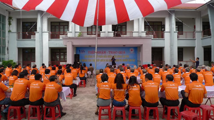 VASS luôn dành sự quan tâm đến những hoàn cảnh khó khăn, mảnh đời bất hạnh trong xã hội. VASS luôn dành sự quan tâm đến những hoàn cảnh khó khăn, mảnh đời bất hạnh trong xã hội.