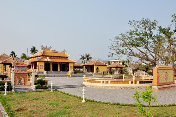 Đền thờ Thoại Ngọc Hầu (Thành phố Đà Nẵng). Ảnh Liên Hương Đền thờ Thoại Ngọc Hầu (Thành phố Đà Nẵng). Ảnh Liên Hương