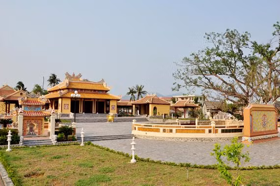 Đền thờ Thoại Ngọc Hầu (Thành phố Đà Nẵng). Ảnh Liên Hương