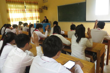 Lần đầu tiên học sinh Văn Lăng được tiếp cận với phương pháp học hiện đại với Classbook. Nguồn ảnh: EDC Lần đầu tiên học sinh Văn Lăng được tiếp cận với phương pháp học hiện đại với Classbook. Nguồn ảnh: EDC