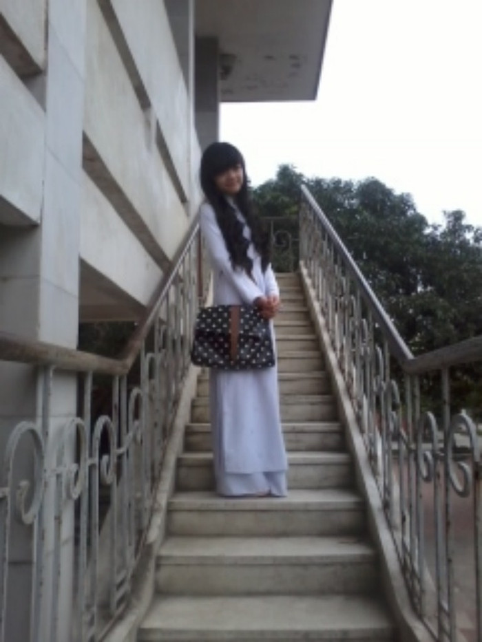 Thảo luôn muốn khẳng định bản thân mình và là niềm tự hào cho gia đình vì thế nên Thảo đã thử sức mình tham gia cuộc thi Nữ Sinh Trong Mơ. Thảo luôn muốn khẳng định bản thân mình và là niềm tự hào cho gia đình vì thế nên Thảo đã thử sức mình tham gia cuộc thi Nữ Sinh Trong Mơ.