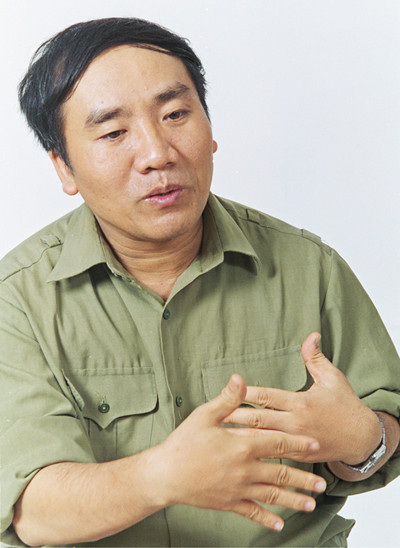 Nhà thơ Trần Đăng Khoa băn khoăn: Tại sao một trí thức như Đoàn Văn Vươn lại phải hành động như vậy?