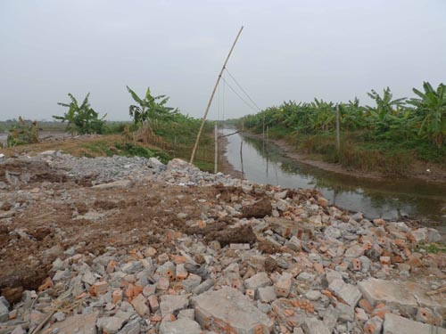 Căn nhà của gia đình ông Vươn bị san phẳng