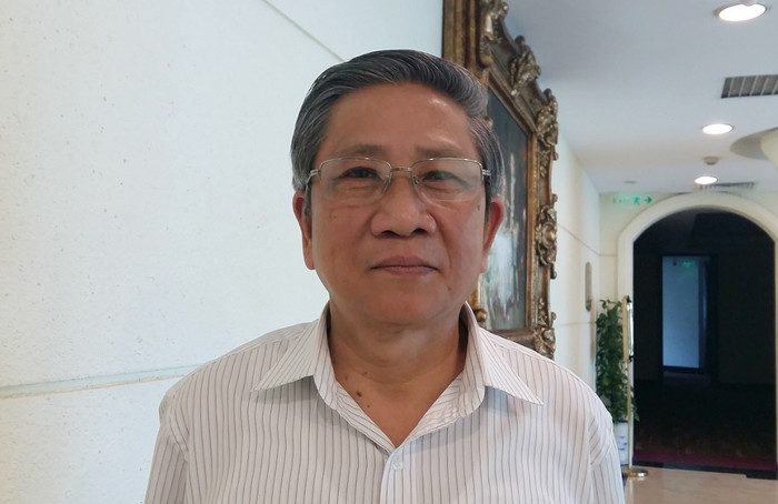 GS.Nguyễn Minh Thuyết nhận định, việc phát triển ồ ạt báo chí trong những năm qua trở thành gánh nặng cho ngân sách nhà nước. ảnh: Ngọc Quang. GS.Nguyễn Minh Thuyết nhận định, việc phát triển ồ ạt báo chí trong những năm qua trở thành gánh nặng cho ngân sách nhà nước. ảnh: Ngọc Quang.