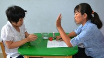 Nhà giáo dạy chuyên trách giảng dạy người khuyết tật và không chuyên trách đều được hưởng phụ cấp. ảnh: Giáo dục việt nam. Nhà giáo dạy chuyên trách giảng dạy người khuyết tật và không chuyên trách đều được hưởng phụ cấp. ảnh: Giáo dục việt nam.