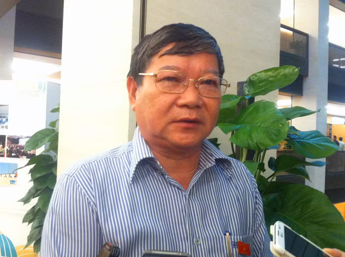 Ăn bám để sống, sống để ăn bám! ảnh 2