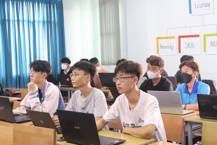 Sinh viên Trường Cao đẳng Công nghệ thông tin Thành phố Hồ Chí Minh. (Ảnh: website nhà trường) Sinh viên Trường Cao đẳng Công nghệ thông tin Thành phố Hồ Chí Minh. (Ảnh: website nhà trường)
