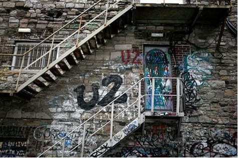 Tìm hiểu một chút về văn hóa rock trên những bức tường thuộc khu Windmill Lane Studios cũ. Tìm hiểu một chút về văn hóa rock trên những bức tường thuộc khu Windmill Lane Studios cũ.