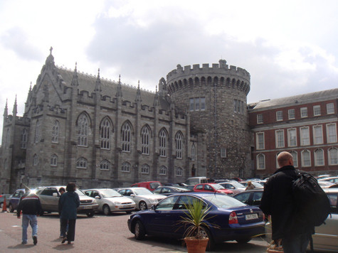 - Một góc của lâu đài Dublin - Một góc của lâu đài Dublin