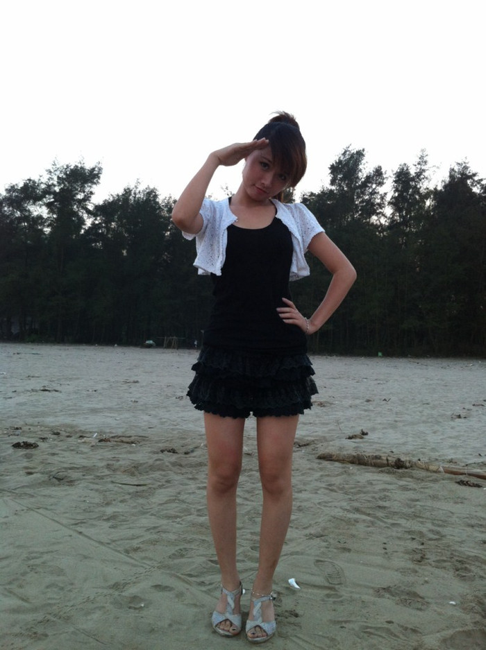 Bạn Lê Thị Hương Lan sở thích chụp ảnh, ca hát, và yêu thiên nhiên. Bạn Hy vọng trở thành gương mặt đại diện của báo bà bạn luôn nỗ lực để thực hiện điều đó