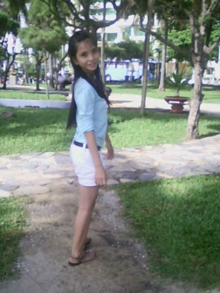 Môn thể thao yêu thích của bạn Bùi Quang Hồng Hạnh là bóng chuyền...ngoài ra nghe nhạc,đọc truyện...xem phim là niềm đam mê của bạn